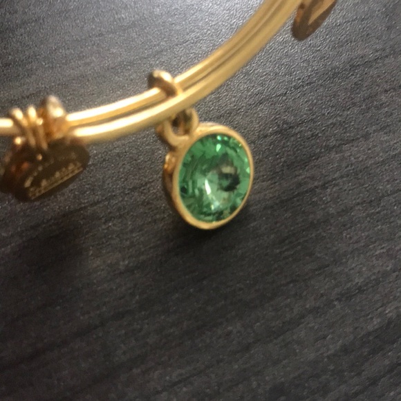 Alex and ani peridot birthstone (August) bangle - Picture 4 of 4